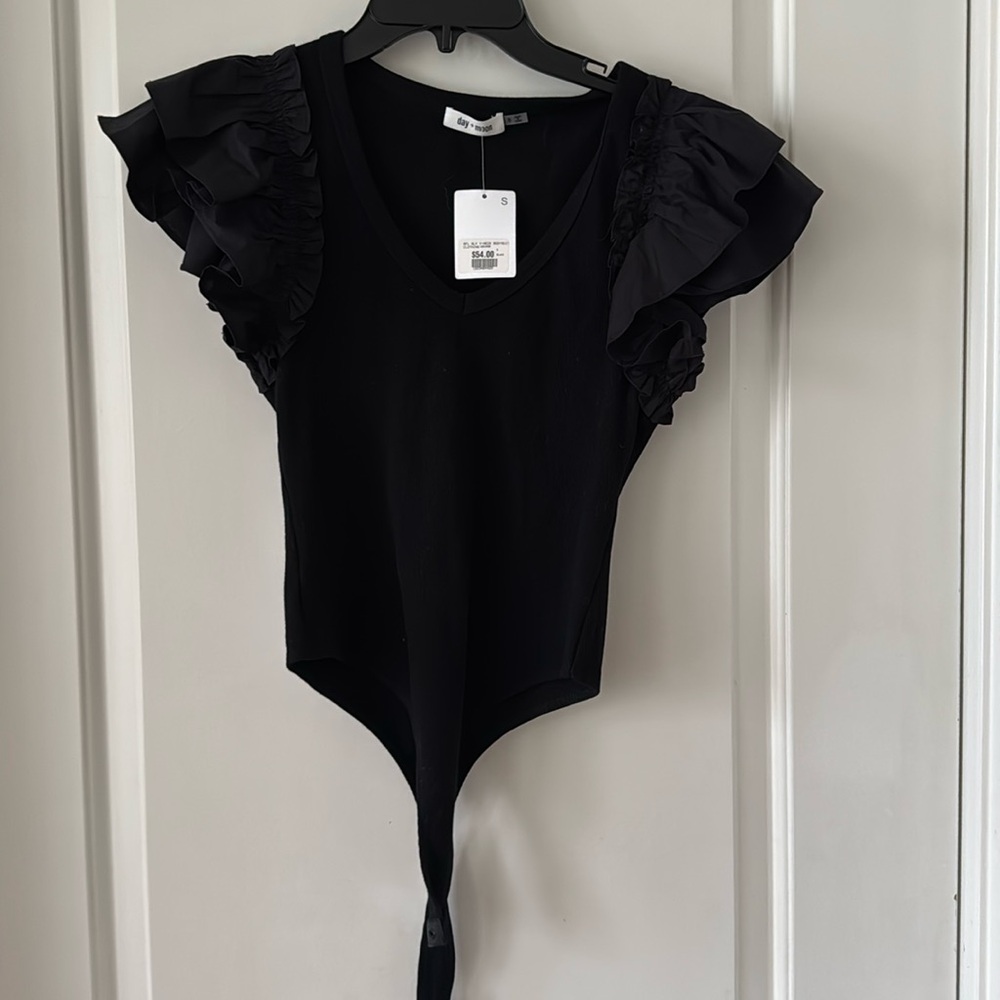 Adorn Day + Moon Women's Black Body Suit Snap Closure Size small v neck
